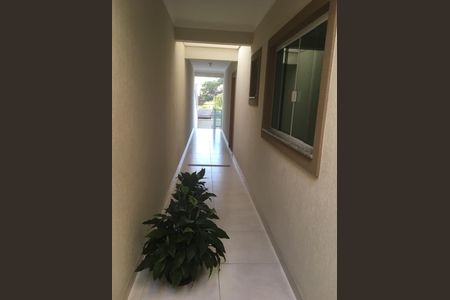 Casa à venda com 140m², 3 quartos e 5 vagas