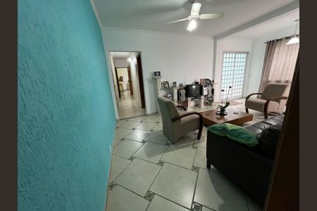 Casa à venda com 3 quartos, 150m² em Vila Herminia, São Paulo