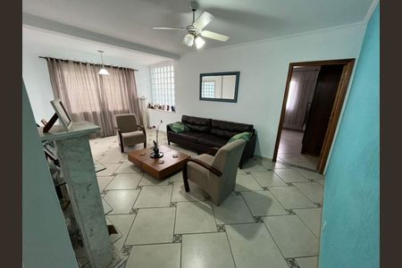 Casa à venda com 3 quartos, 150m² em Vila Herminia, São Paulo