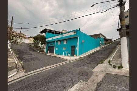 Casa à venda com 150m², 3 quartos e 2 vagas