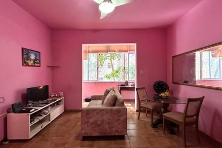 Apartamento à venda com 85m², 2 quartos e sem vaga