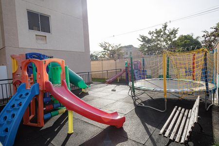 Apartamento para alugar com 40m², 2 quartos e 1 vaga Apartamento para alugar com 40m², 2 quartos e 1 vagaÁrea comum - Playground