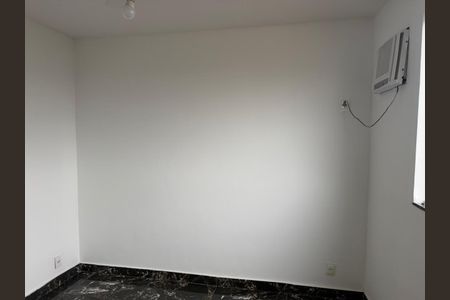 Quarto 1 de apartamento para alugar com 2 quartos, 80m² em Anchieta, Nilópolis