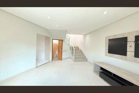 Casa à venda com 2 quartos, 99m² em Vila Mangalot, São Paulo