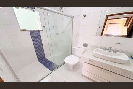 Casa à venda com 2 quartos, 99m² em Vila Mangalot, São Paulo