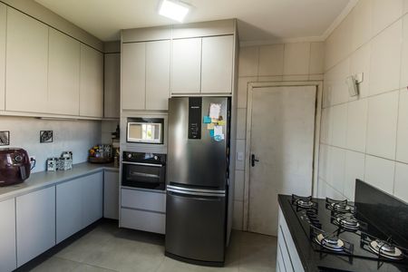 Casa de condomínio à venda com 227m², 2 quartos e 2 vagas Casa de condomínio à venda com 227m², 2 quartos e 2 vagasCozinha