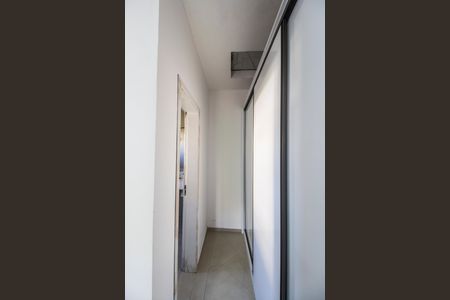 Casa de condomínio à venda com 227m², 2 quartos e 2 vagas Casa de condomínio à venda com 227m², 2 quartos e 2 vagasCloset da suíte