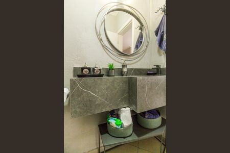 Casa de condomínio à venda com 227m², 2 quartos e 2 vagas Casa de condomínio à venda com 227m², 2 quartos e 2 vagasLavabo