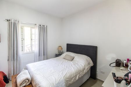 Casa de condomínio à venda com 227m², 2 quartos e 2 vagas Casa de condomínio à venda com 227m², 2 quartos e 2 vagasSuíte 2