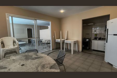Apartamento à venda com 160m², 3 quartos e 5 vagas Apartamento à venda com 160m², 3 quartos e 5 vagasÁrea Comum