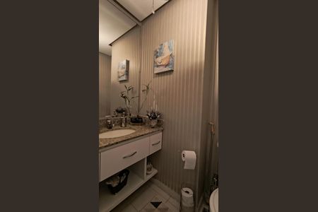 Apartamento à venda com 160m², 3 quartos e 5 vagas Apartamento à venda com 160m², 3 quartos e 5 vagasLavabo
