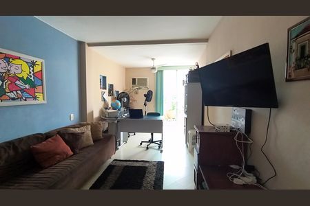 Apartamento à venda com 160m², 3 quartos e 5 vagas Apartamento à venda com 160m², 3 quartos e 5 vagasSuíte 2