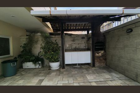 Apartamento à venda com 160m², 3 quartos e 5 vagas Apartamento à venda com 160m², 3 quartos e 5 vagasÁrea Comum