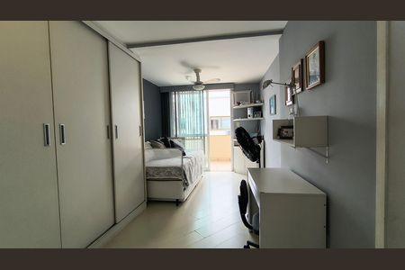 Apartamento à venda com 160m², 3 quartos e 5 vagas Apartamento à venda com 160m², 3 quartos e 5 vagasQuarto