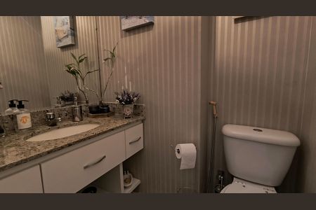 Apartamento à venda com 160m², 3 quartos e 5 vagas Apartamento à venda com 160m², 3 quartos e 5 vagasLavabo