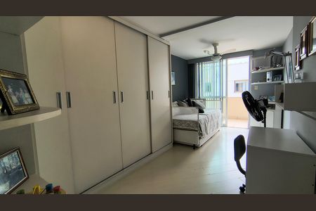 Apartamento à venda com 160m², 3 quartos e 5 vagas Apartamento à venda com 160m², 3 quartos e 5 vagasQuarto