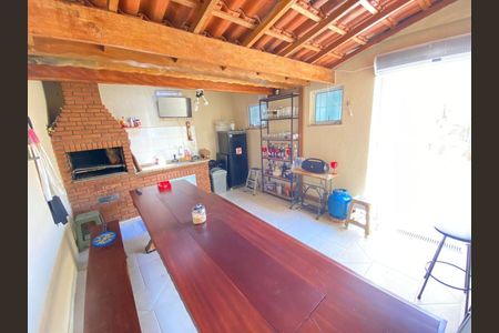 Casa à venda com 3 quartos, 175m² em Jardim Vista Linda, São Paulo