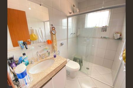 Casa à venda com 175m², 3 quartos e 3 vagas