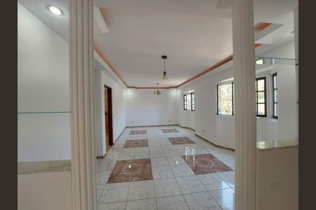 Casa à venda com 265m², 4 quartos e 7 vagas
