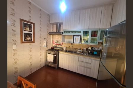 Casa à venda com 192m², 2 quartos e 3 vagas