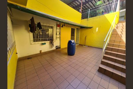 Casa à venda com 192m², 2 quartos e 3 vagas
