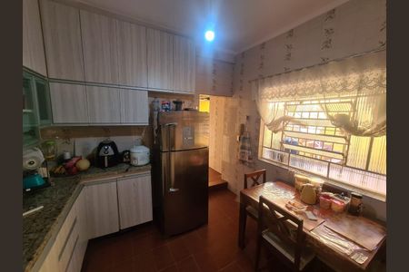 Casa à venda com 192m², 2 quartos e 3 vagas