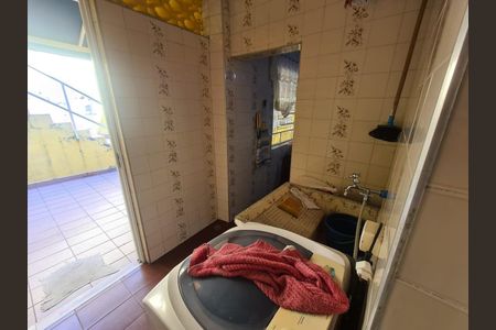 Casa à venda com 192m², 2 quartos e 3 vagas