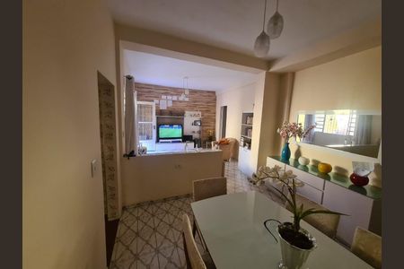 Casa à venda com 192m², 2 quartos e 3 vagas