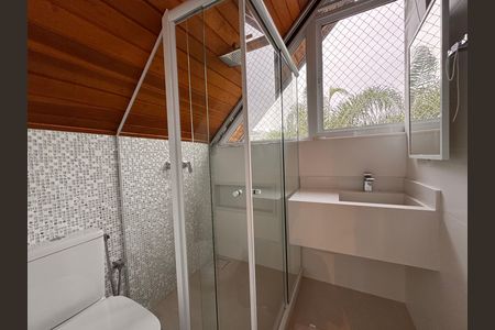 Casa de condomínio para alugar com 490m², 4 quartos e 2 vagasSuíte 4 - Banheiro