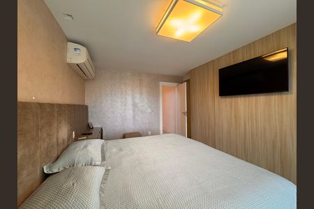 Casa de condomínio para alugar com 490m², 4 quartos e 2 vagasSuíte 1 (Master)