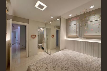 Casa de condomínio para alugar com 490m², 4 quartos e 2 vagasSuíte 3