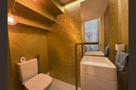 Casa de condomínio para alugar com 490m², 4 quartos e 2 vagasLavabo