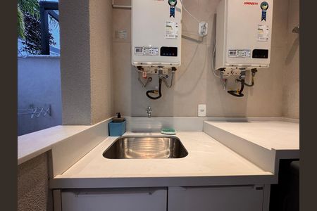 Casa de condomínio para alugar com 490m², 4 quartos e 2 vagasCozinha e Área de Serviço