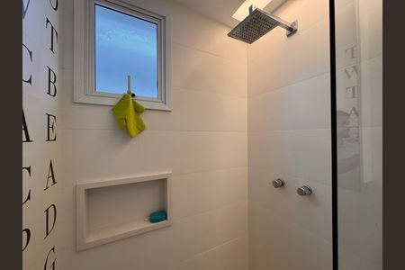 Casa de condomínio para alugar com 490m², 4 quartos e 2 vagasSuíte 2 - Banheiro