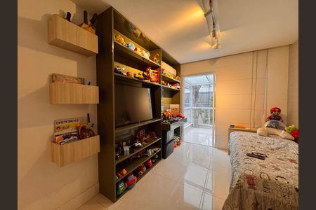 Casa de condomínio para alugar com 490m², 4 quartos e 2 vagasSuíte 2
