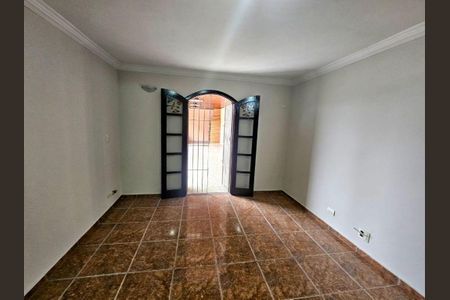 Casa à venda com 3 quartos, 170m² em Jardim Rosa Maria, São Paulo