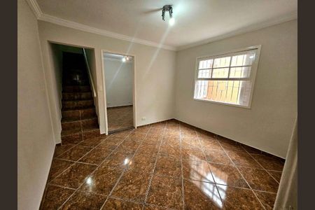 Casa à venda com 3 quartos, 170m² em Jardim Rosa Maria, São Paulo