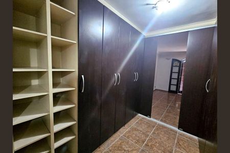 Casa à venda com 3 quartos, 170m² em Jardim Rosa Maria, São Paulo