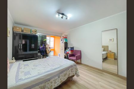 Casa à venda com 333m², 5 quartos e 5 vagasSuíte 3