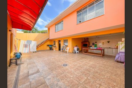 Casa à venda com 333m², 5 quartos e 5 vagasQuintal