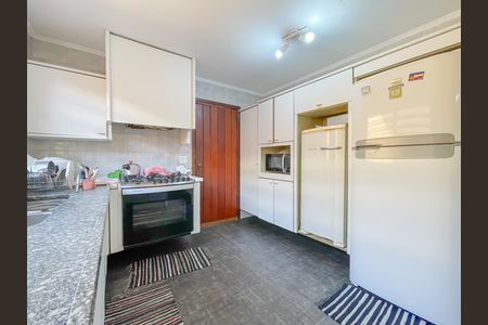 Casa à venda com 333m², 5 quartos e 5 vagasCopa e Cozinha