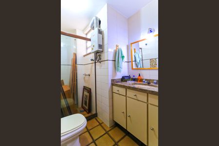 Apartamento à venda com 96m², 3 quartos e 2 vagas Apartamento à venda com 96m², 3 quartos e 2 vagasBanheiro Social
