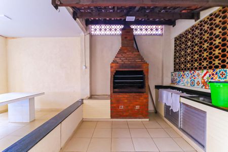 Apartamento à venda com 96m², 3 quartos e 2 vagas Apartamento à venda com 96m², 3 quartos e 2 vagasÁrea comum - Churrasqueira