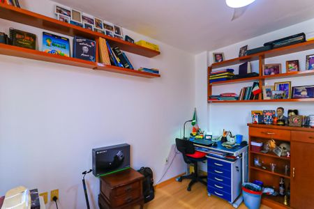 Apartamento à venda com 96m², 3 quartos e 2 vagas Apartamento à venda com 96m², 3 quartos e 2 vagasQuarto 2