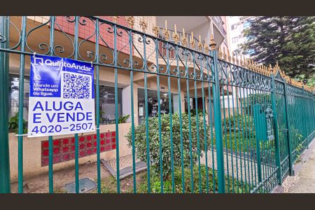 Apartamento à venda com 96m², 3 quartos e 2 vagas Apartamento à venda com 96m², 3 quartos e 2 vagasFachada do Prédio com placa