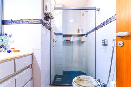Apartamento à venda com 96m², 3 quartos e 2 vagas Apartamento à venda com 96m², 3 quartos e 2 vagasBanheiro da Suíte