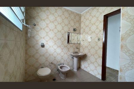 Casa à venda com 159m², 3 quartos e 4 vagas