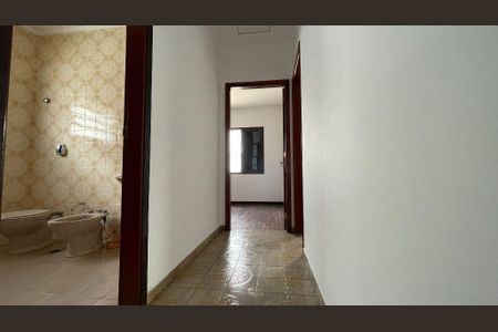 Casa à venda com 159m², 3 quartos e 4 vagas