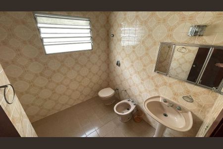 Casa à venda com 159m², 3 quartos e 4 vagas