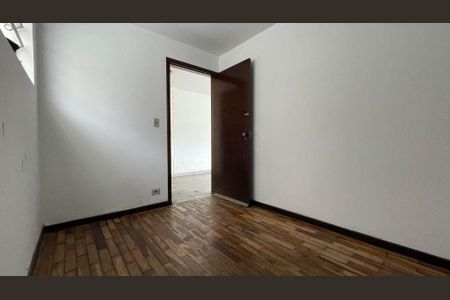 Casa à venda com 159m², 3 quartos e 4 vagas
